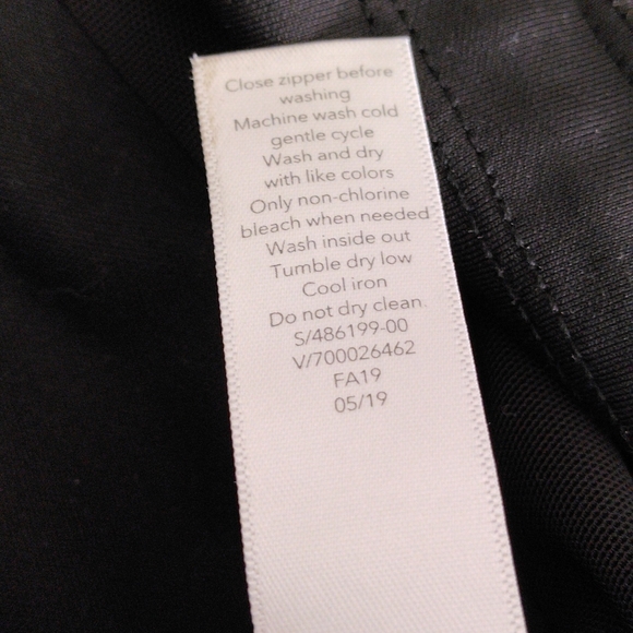 Athleta Size 8 Black Headlands Hybrid Trek Tight - Picture 8 of 17